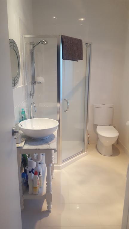Flat In Heart Of Griffith - Mackay Tourism 2
