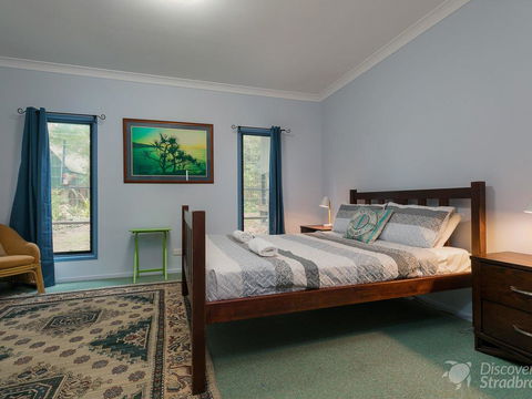Flipper Beach House - Mackay Tourism 2
