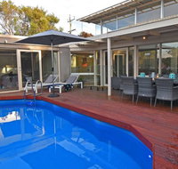 FLORENCE HOUSE Sundrenched Luxury with Pool  Deck - Mackay Tourism