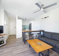 Flynns Beach Apartments 4 41 Pacific Drive - Mackay Tourism