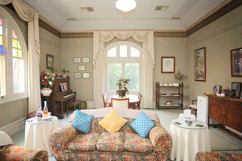 Forgandenny House B&B - Mackay Tourism 0