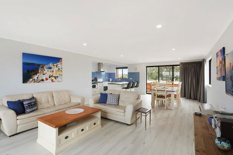 Forsters Bay Haven - Mackay Tourism 0