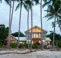 Frangipani Beach House - Newell Beach - Mackay Tourism