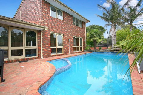 Frankston Unicare - Mackay Tourism 0