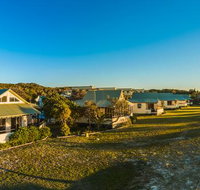 Fraser Island Beach Houses - Mackay Tourism