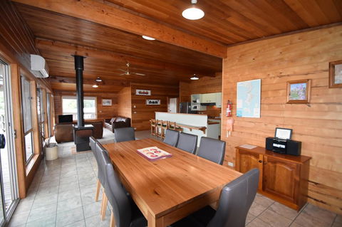 Freycinet On The Bay - Mackay Tourism 2