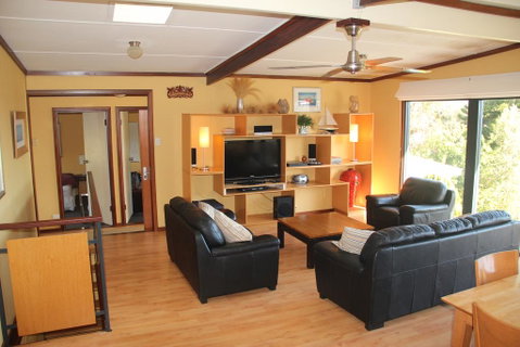 Gabbadah Beach House - Mackay Tourism 2