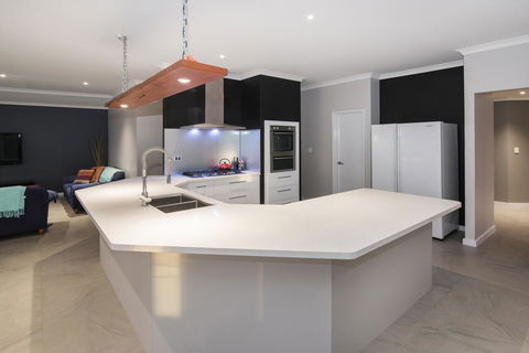 Geographe House - Mackay Tourism 2