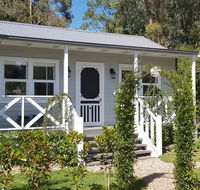 Georges at Hepburn - Miner's cottage - Mackay Tourism