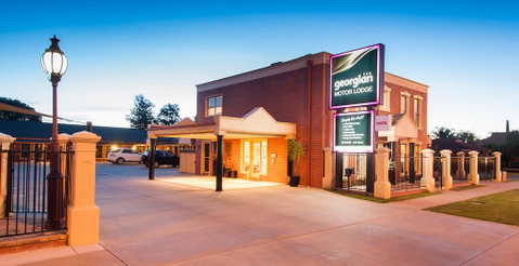 Georgian Motor Lodge - Mackay Tourism 1