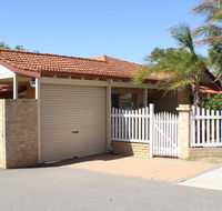 Geraldton Luxury Retreat 2 - Mackay Tourism