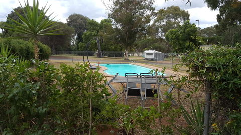Getaway Tourist Park - Mackay Tourism 0