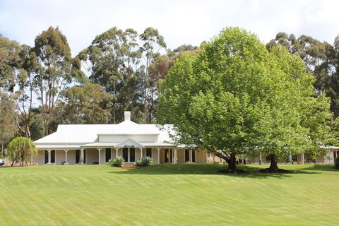 Gilgara Retreat - Mackay Tourism 1