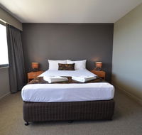 Gladstone Reef Hotel Motel - Mackay Tourism