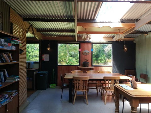 Glamping At Zeehan Bush Camp - Mackay Tourism 2