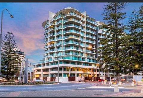 Glenelg Getaway 3 Bedroom Apartment - Mackay Tourism 0