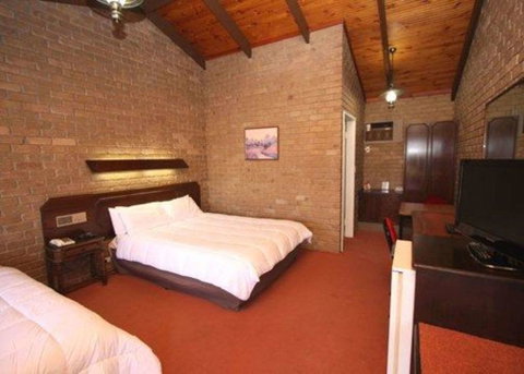 Goldfields Motel - Mackay Tourism 2