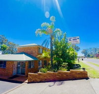 Golf View Motel - Mackay Tourism
