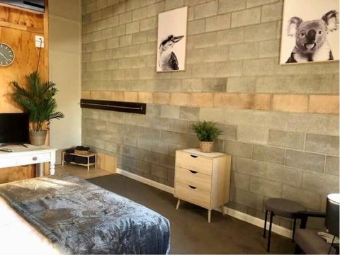 Granite Belt Cabins - Mackay Tourism 2