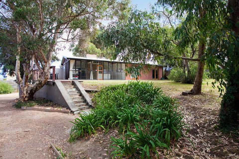 Great Ocean Retreat 43 - Mackay Tourism 0