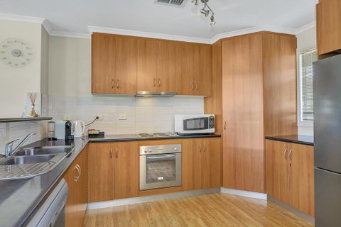 Green Reef Beach House - Mackay Tourism 2