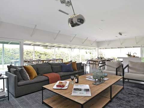 Greywood - Classic Highlands Charm & Serene Living - Mackay Tourism 3