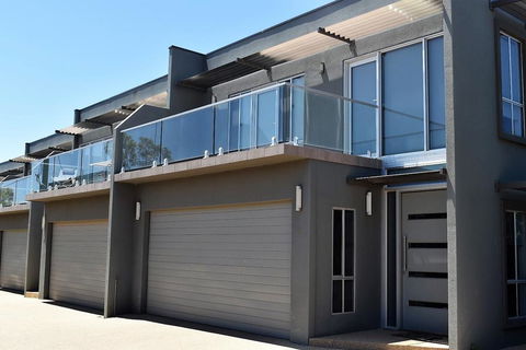 Griffith Prestige Apartments - Mackay Tourism 0