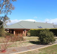 Gundaroo Manor Bed  Breakfast - Mackay Tourism