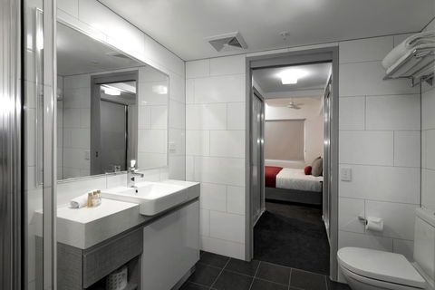 H On Mitchell Apartment Hotel - Mackay Tourism 2
