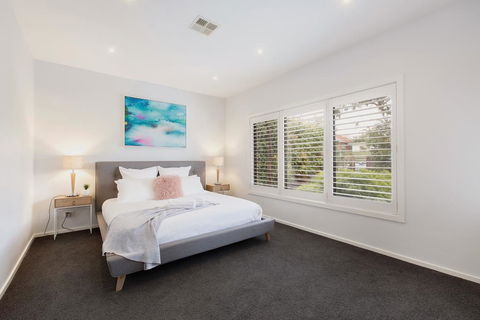 Hampton Haven With Pool For Families And A Max Of 8 Adults. - Mackay Tourism 3