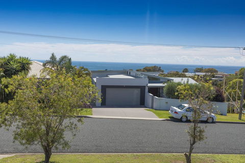 HAMPTONS - Mackay Tourism 1