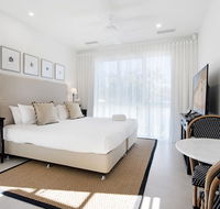 Hamptons 1 Broadbeach Apartment - 1 Bedroom - New Luxurious - Mackay Tourism