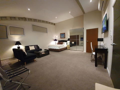 Hangar House Mudgee - Mackay Tourism 2