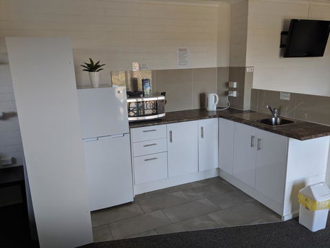 Harrington Village Motel - Mackay Tourism 3
