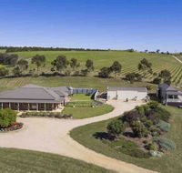 Harry Scotts Farmhouse At Vineyard - Mackay Tourism