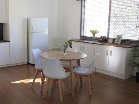 HEATHCOTE SHIRAZ COUNTRY STAYS - Mackay Tourism 2