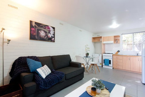Hensman Road Apartment Shenton Park - Mackay Tourism 0