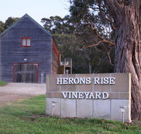 Herons Rise Vineyard Accommodation - Mackay Tourism