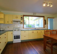 Hi View 18 Dulconghi Street - Mackay Tourism