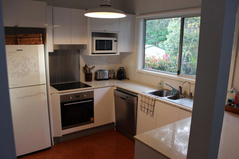 Hidden Oasis Pet Friendly In Anna Bay - Mackay Tourism 3