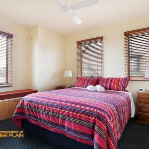 High Plains Drifter - Mackay Tourism 1