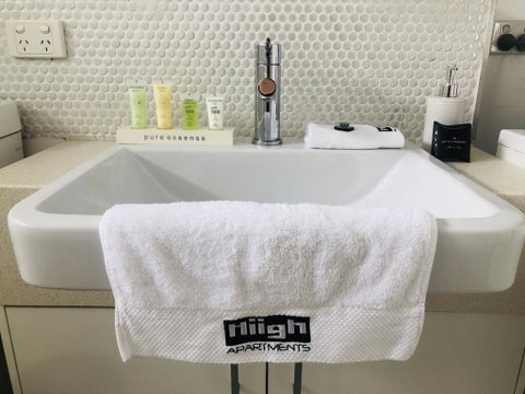 Hiigh Apartments - Mackay Tourism 2