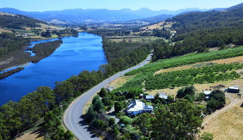 Hillside Bed And Breakfast - Mackay Tourism 0