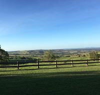 Hillview Cottages - Mackay Tourism