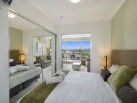 Hinterland Luxury - 1 Bedroom Hinterland View Apt