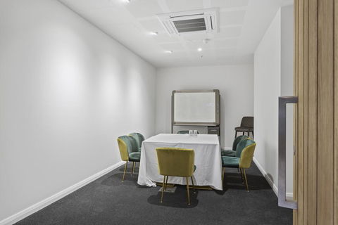 Hobart City Apartments - Mackay Tourism 3