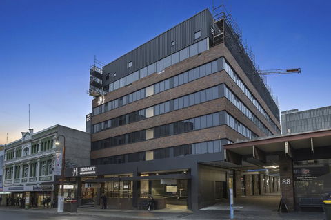 Hobart City Apartments - Mackay Tourism 1