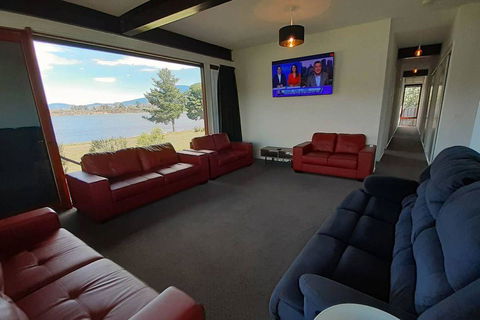 Hobart Waterfront Luxury Retreat - Mackay Tourism 2