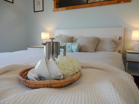 Holiday Home By The Beach In St Helens - Mackay Tourism 0