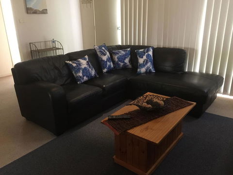 Holiday Home In The Heart Of Anglesea - Mackay Tourism 2